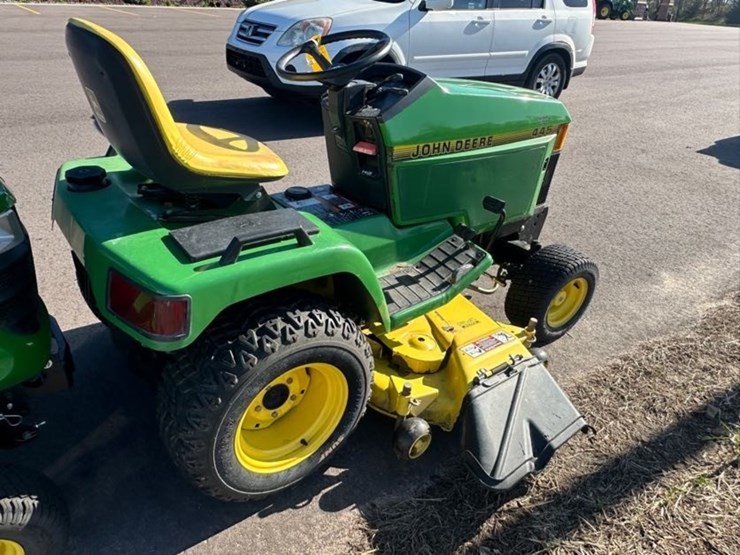 john-deere-425-image-3