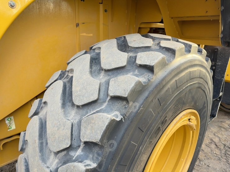2019-caterpillar-950m-image-14