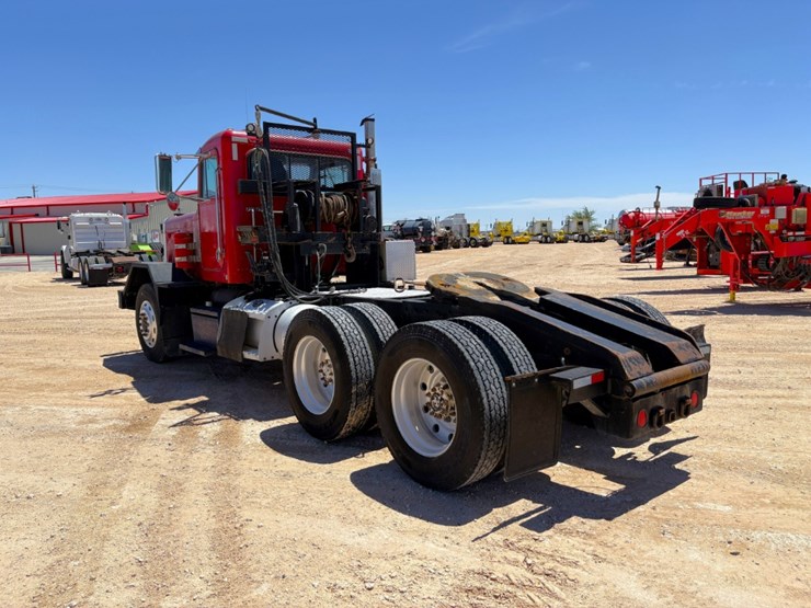 1998-peterbilt-357-image-4