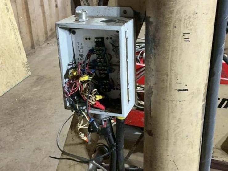 #149-•-2017-hurdle-magnum-lt-carriage-image-15