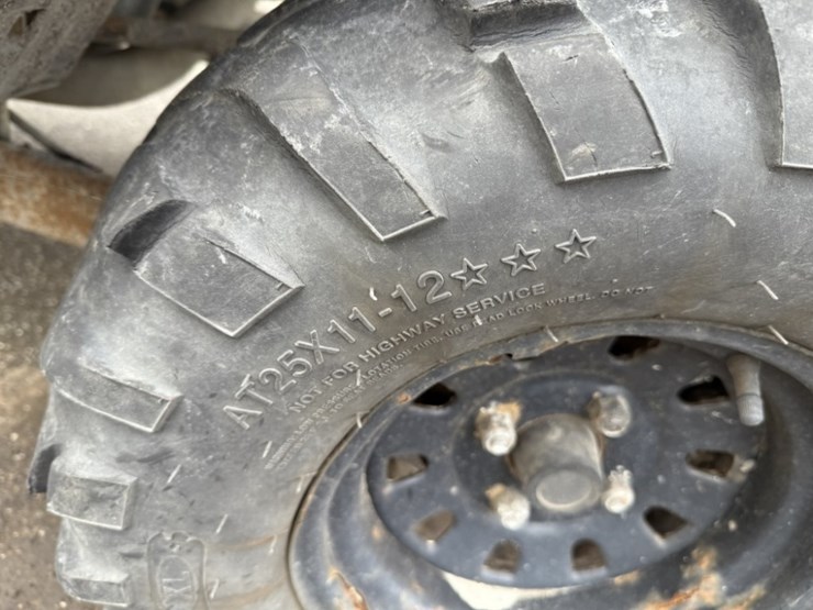 club-car-carryall-1700-image-11