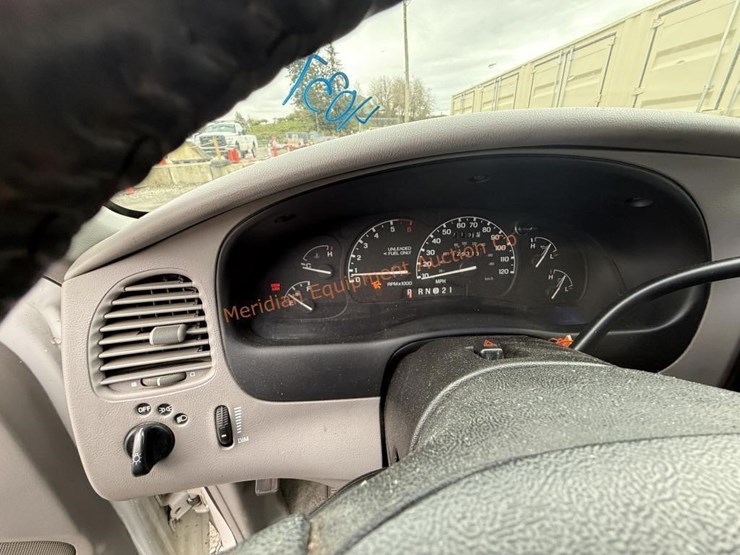 1995-ford-explorer-xlt-image-40