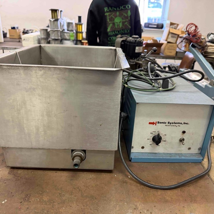 Ultrasonic Cleaner