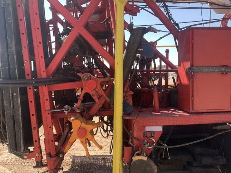 2012-caterpillar-c13-image-20