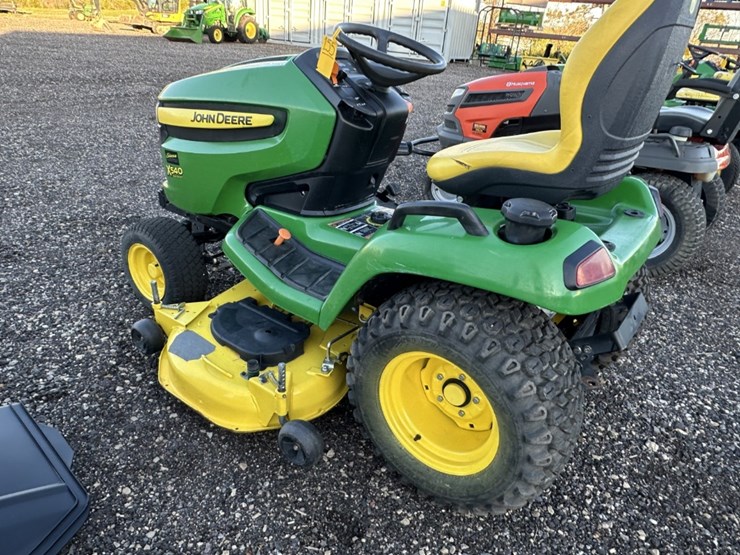 2013-john-deere-x540-image-2