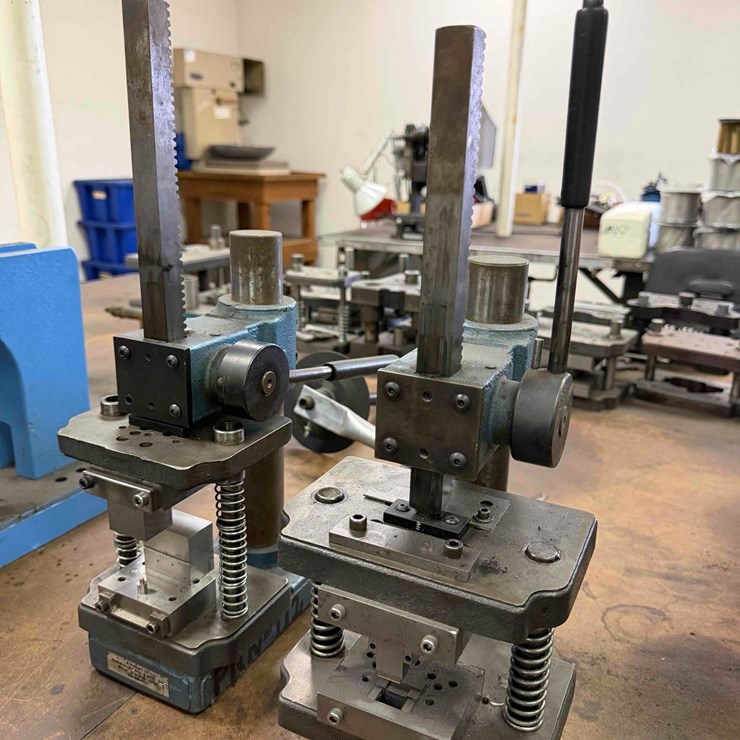 Janesville Tool Hand Press(2)
