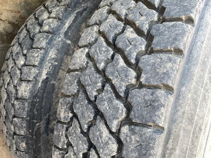 1996-cummins-m11-image-59