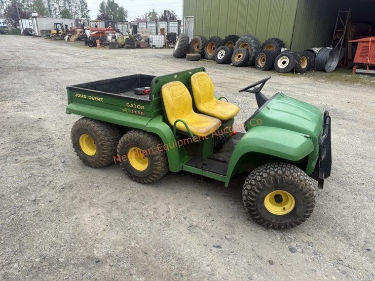 john-deere-gator-image-8