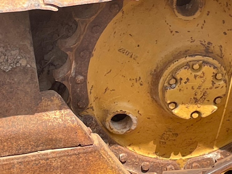 caterpillar-d3c-lgp-image-15