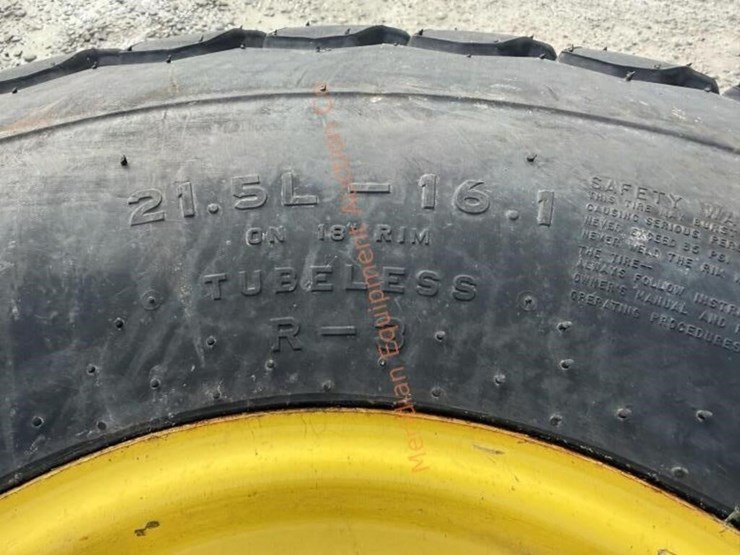 john-deere-16-image-2