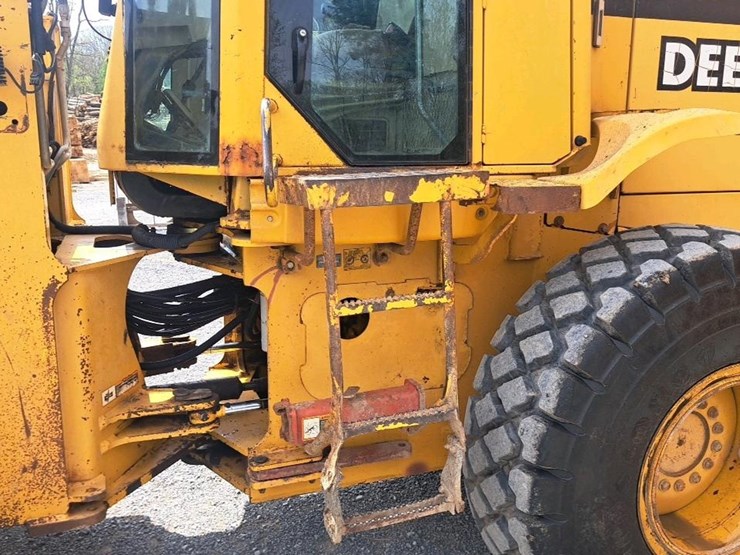 2002-deere-tc54h-image-11