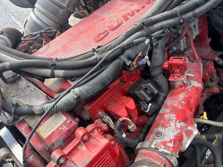 2008-peterbilt-387-image-21