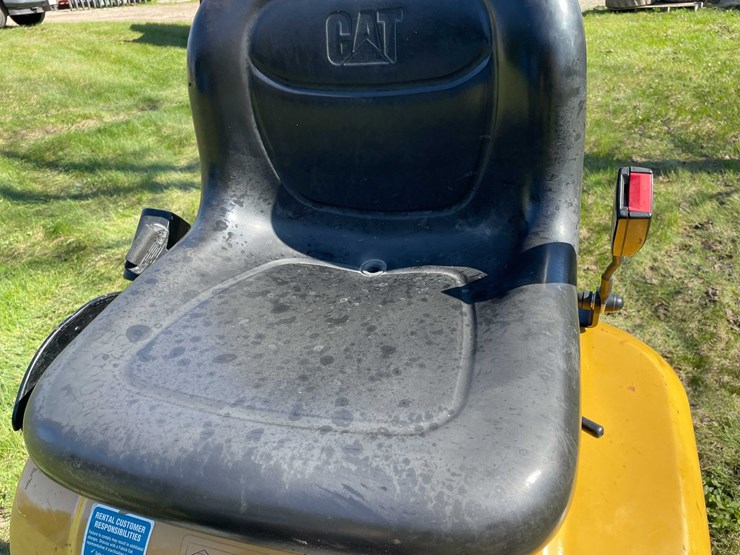 #7149-•-caterpillar-300.9v-mini-excavator-image-15