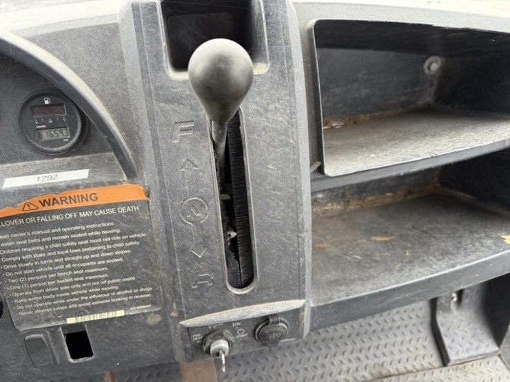 club-car-carryall-1700-image-19