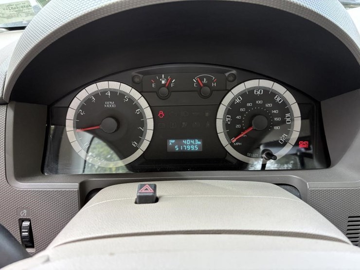 2008-ford-escape-image-16