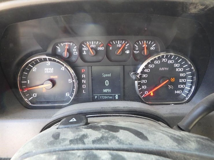 2017-chevrolet-silverado-1500-image-26