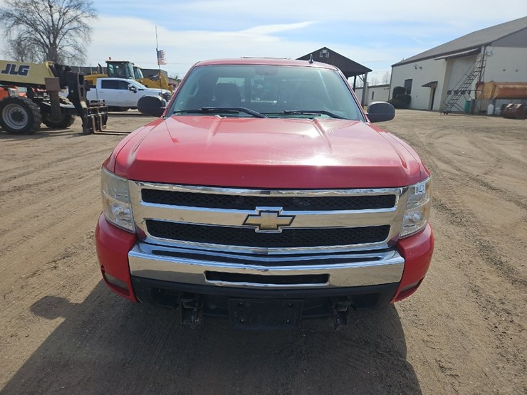 2010-chevrolet-silverado-1500-image-8