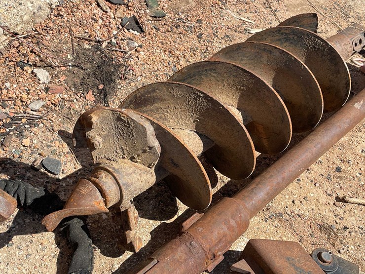 #7387-•-post-hole-digger-image-5