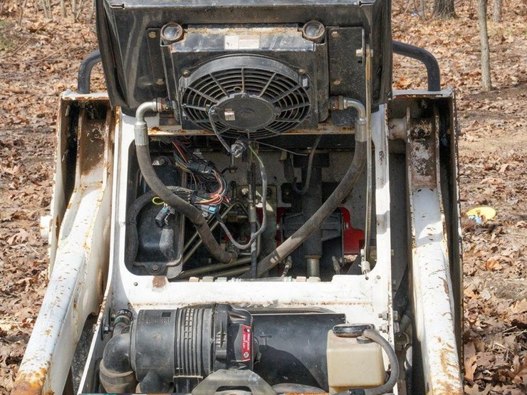 2014-bobcat-mt55-image-17