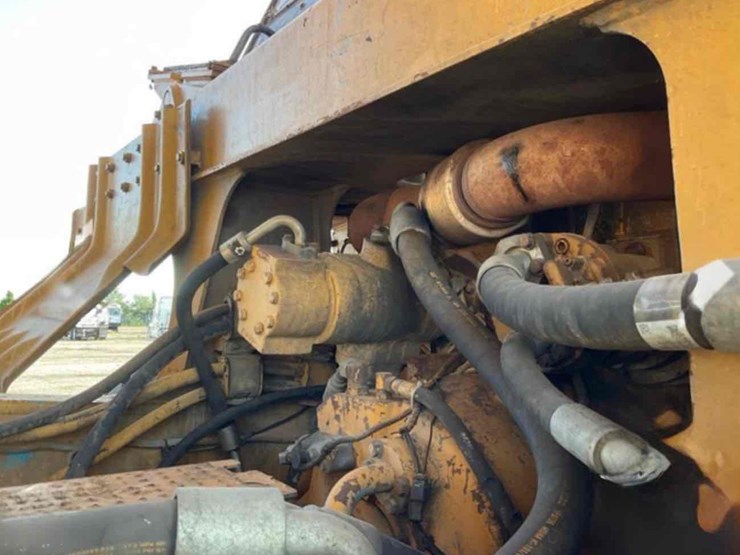 2008-caterpillar-773f-image-22