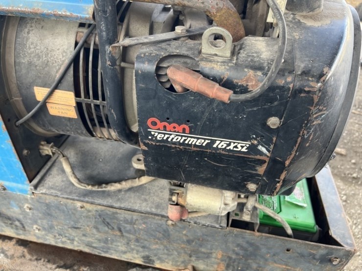 miller-bobcat-225g-image-12