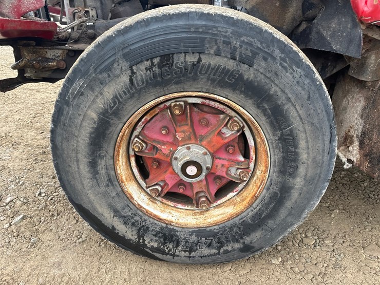 1983-mack-dm686s-image-44