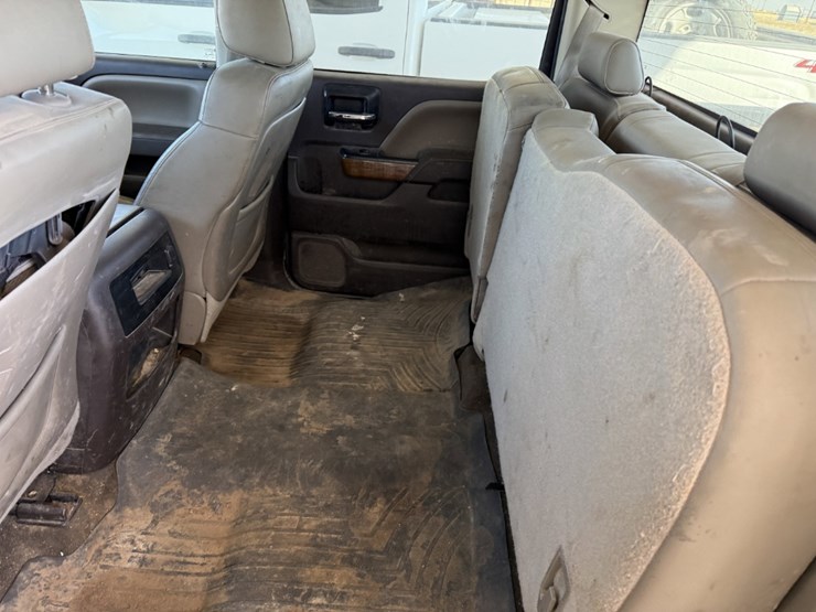 2014-gmc-sierra-1500-image-19