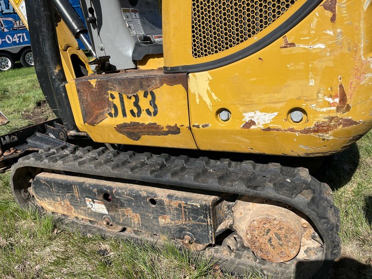 #7149-•-caterpillar-300.9v-mini-excavator-image-14