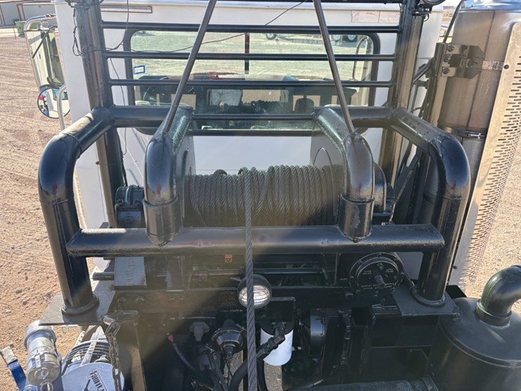 2009-mack-granite-gu713-image-6