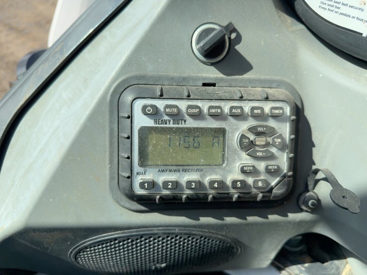 2020-bobcat-t870-image-21