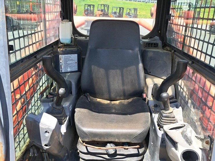 2019-kubota-svl95-2s-image-16