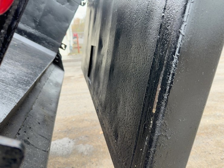 2016-international-7400-image-22