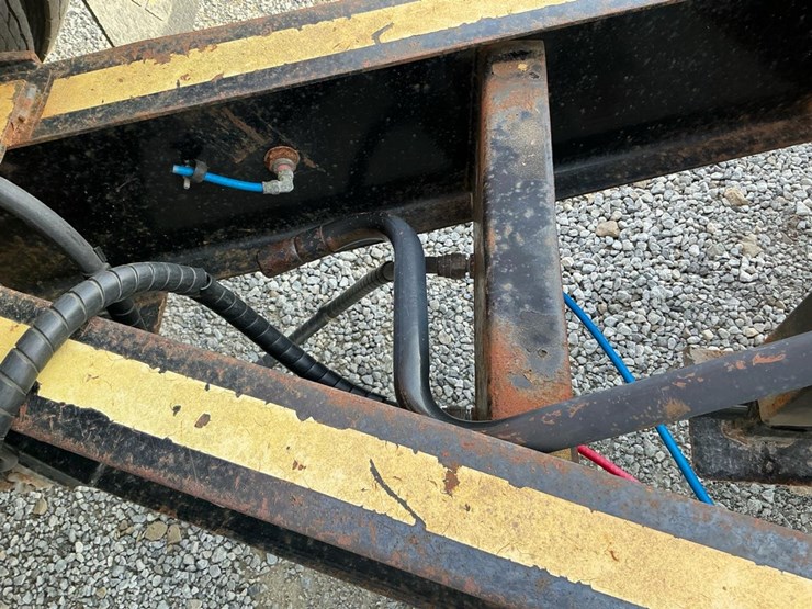 #141-•-2016-eager-beaver-heavy-equipment-trailer-image-15