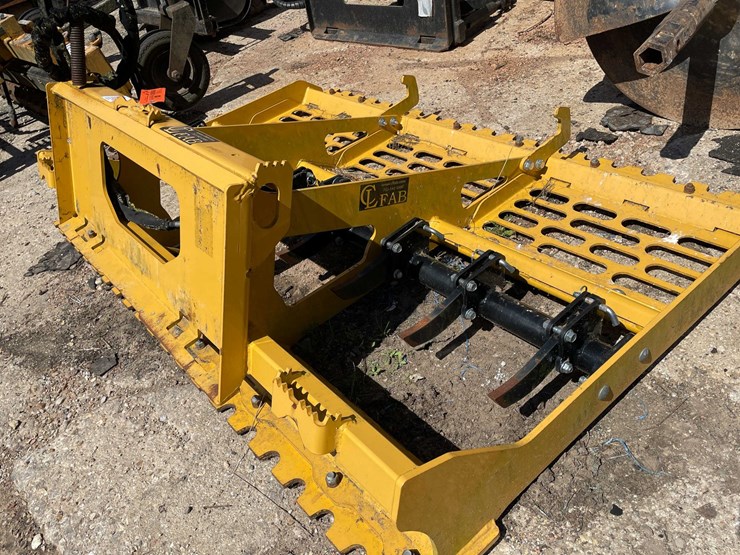 #7160-•-skid-steer-land-planer-image-1