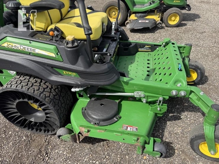 2019-john-deere-z930r-image-13