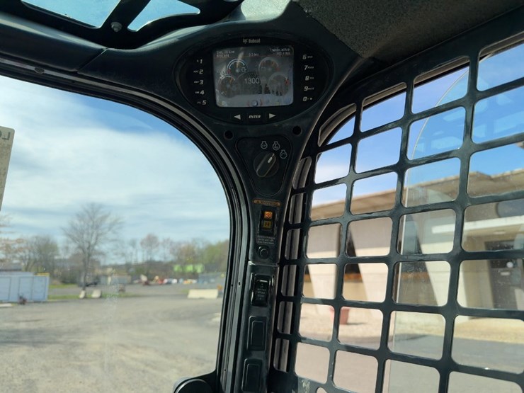 2017-bobcat-s650-image-20