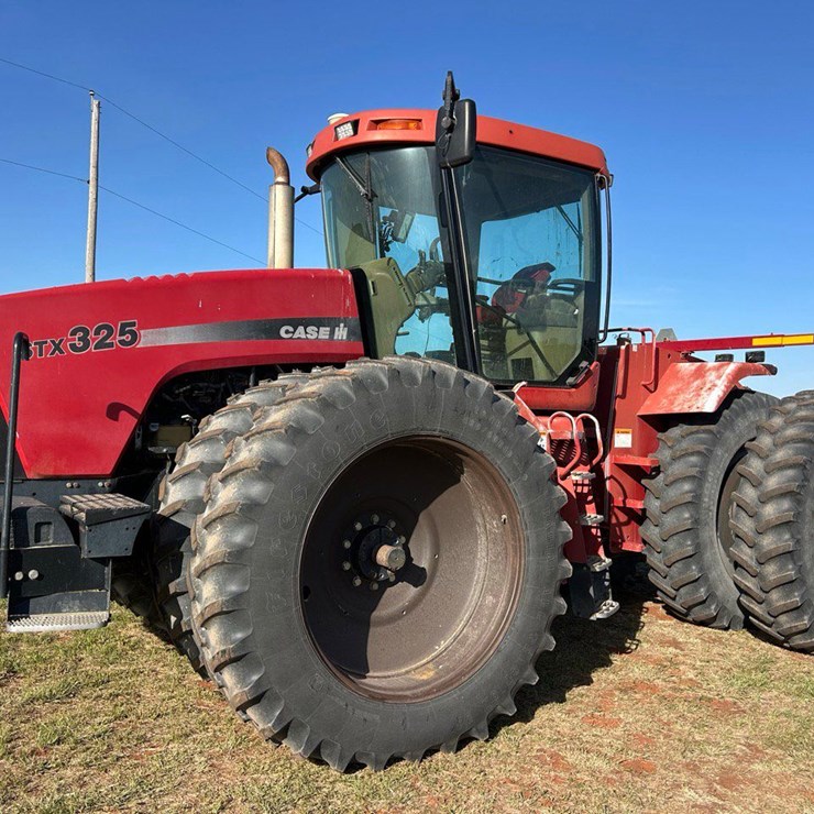 CASE IH STX325