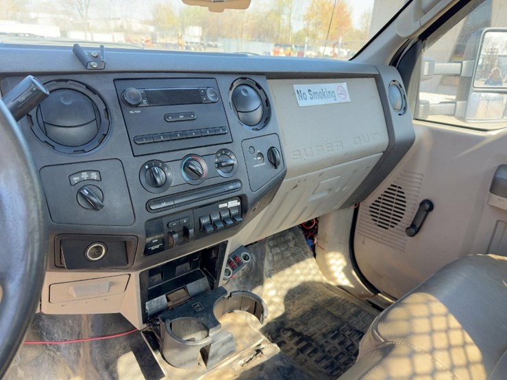 2008-ford-f350-xl-image-24