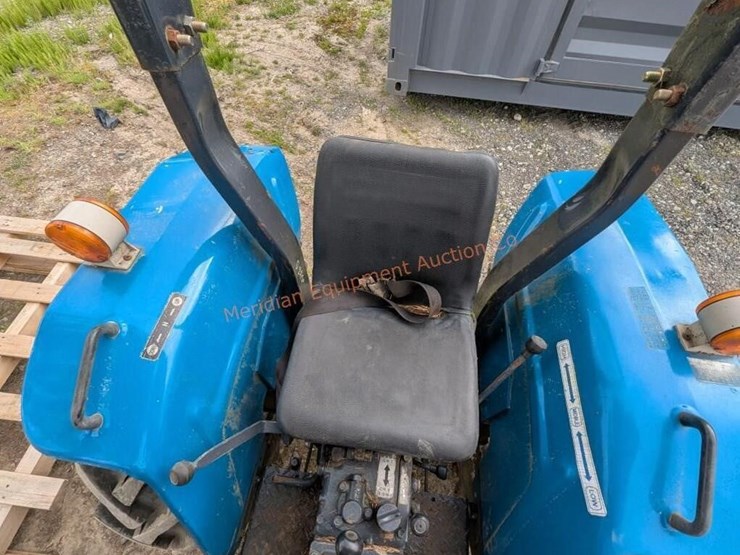 mitsubishi-d2350-image-28