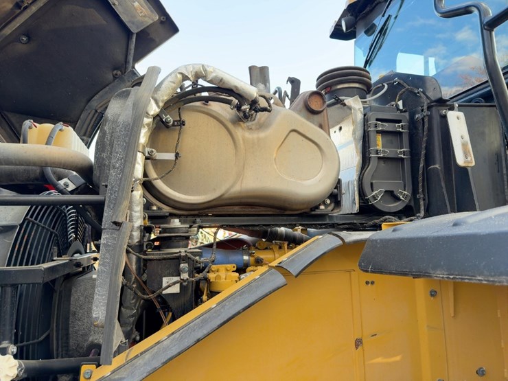 2019-caterpillar-950m-image-25