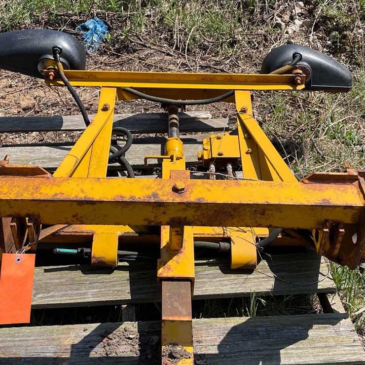 #7429 • Meyer Plow Frame