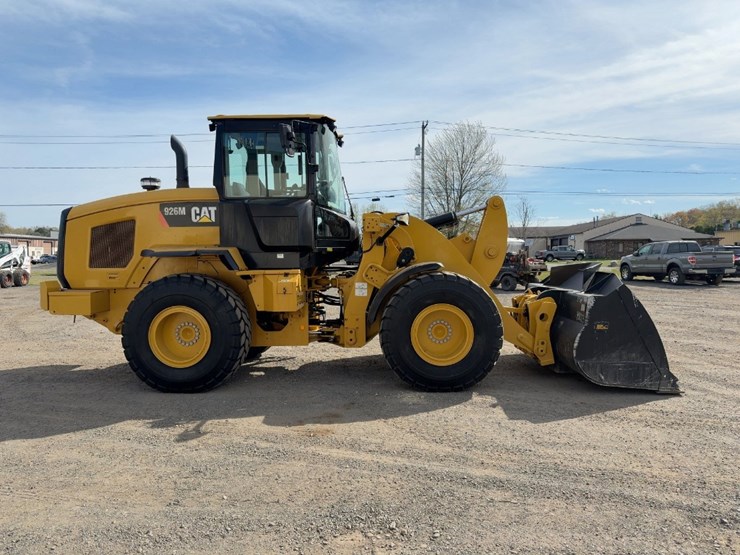 2017-caterpillar-926m-image-6