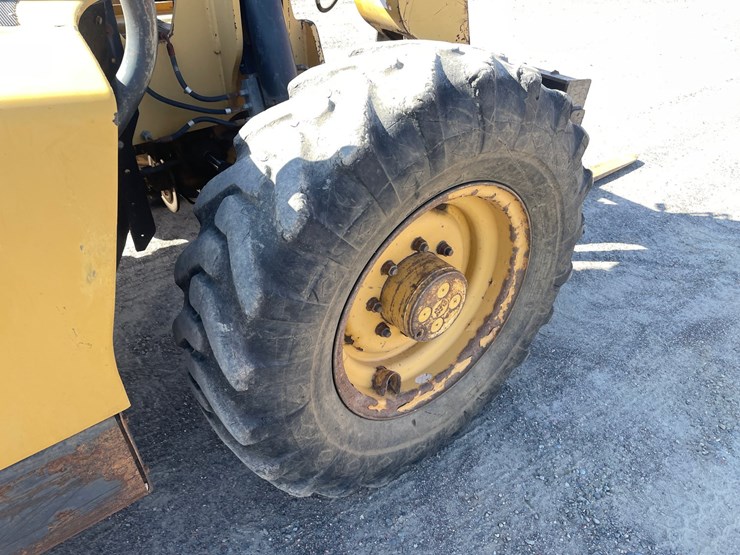 caterpillar-th350b-image-49