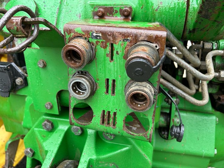 2006-john-deere-6403-image-32