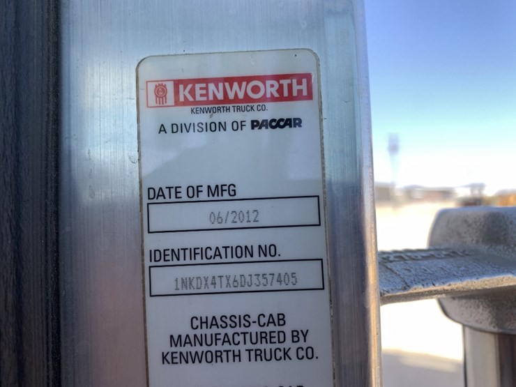 2024-kenworth-t800-image-19
