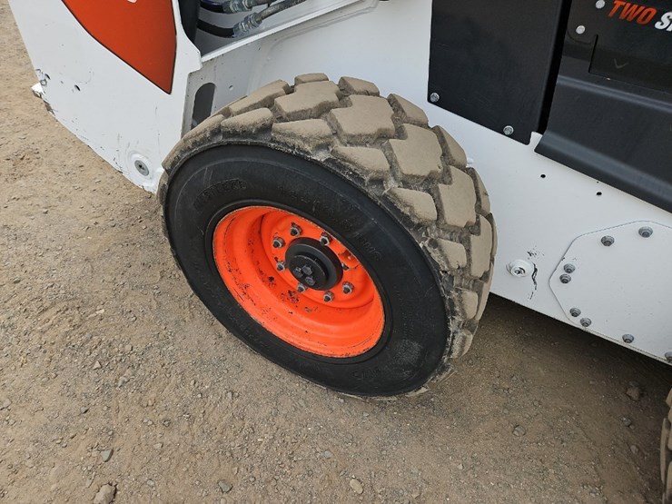 2023-bobcat-s76-image-10