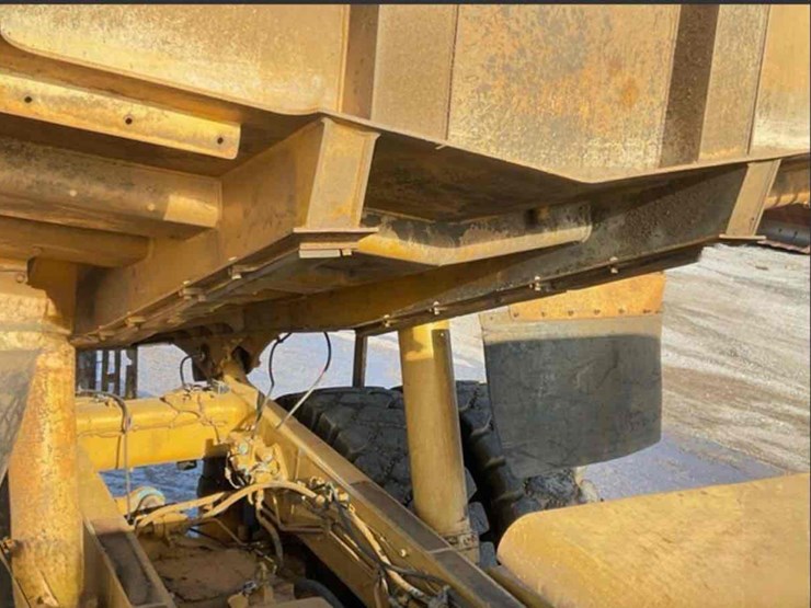 2008-caterpillar-773f-image-30