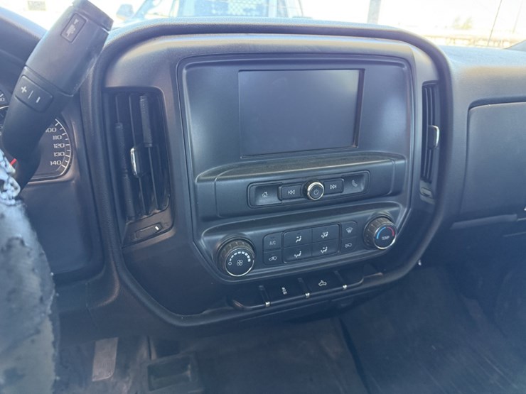 2019-chevrolet-silverado-2500hd-image-15