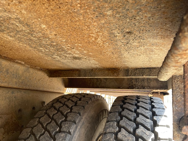 1996-cummins-m11-image-85