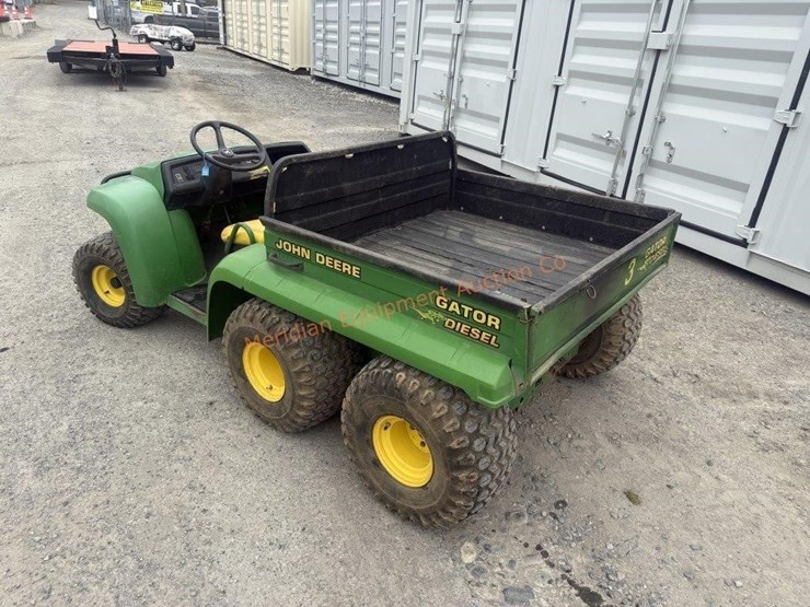 john-deere-gator-image-5